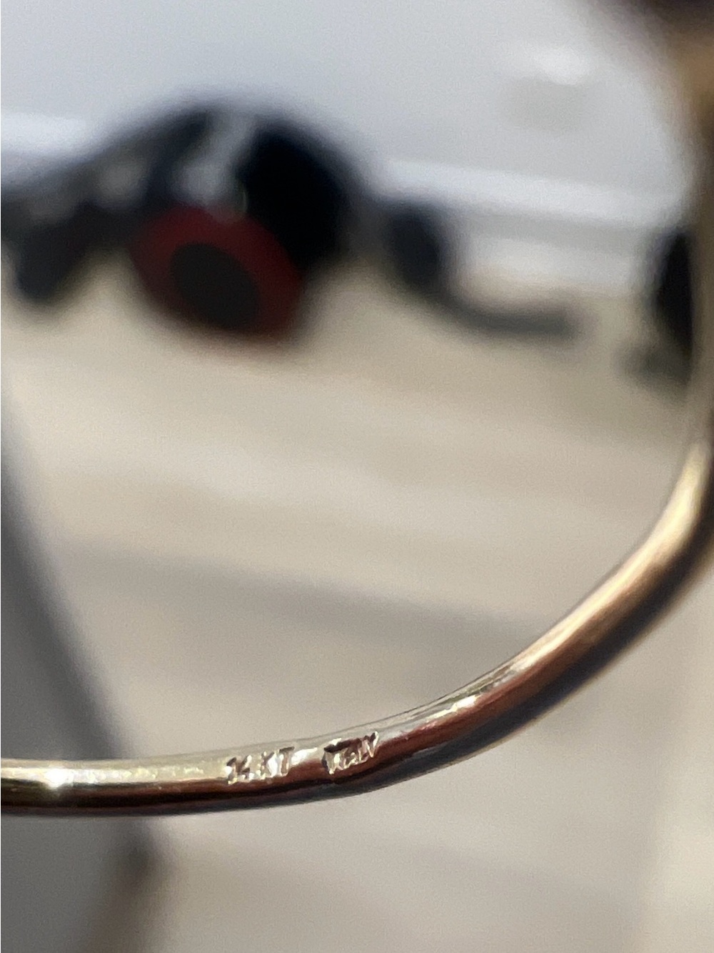 14k Gold Ring with Solitaire Gem - Picture 3 of 3